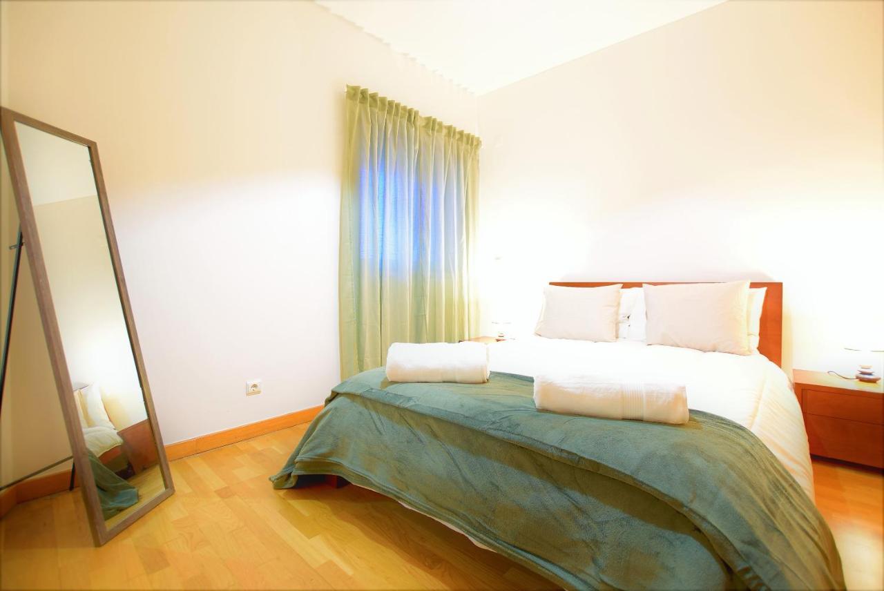 Marina De Albufeira T1 Ate 2 Pax Ou T2 Ate 6 Pax Com Piscina E Vista Marina Appartement Buitenkant foto