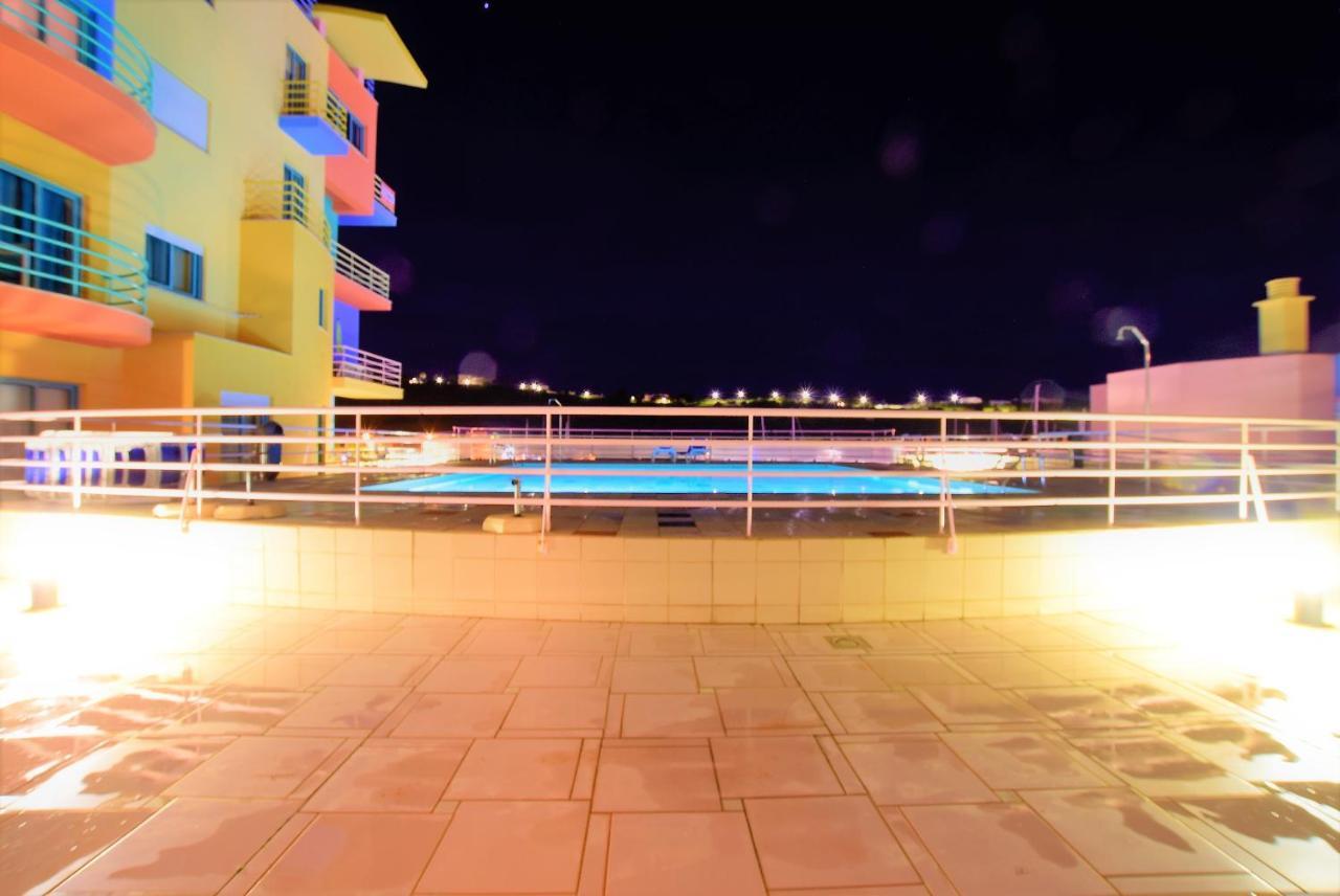 Marina De Albufeira T1 Ate 2 Pax Ou T2 Ate 6 Pax Com Piscina E Vista Marina Appartement Buitenkant foto