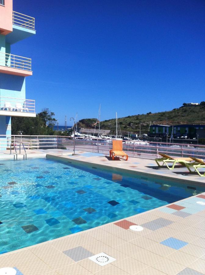 Marina De Albufeira T1 Ate 2 Pax Ou T2 Ate 6 Pax Com Piscina E Vista Marina Appartement Buitenkant foto